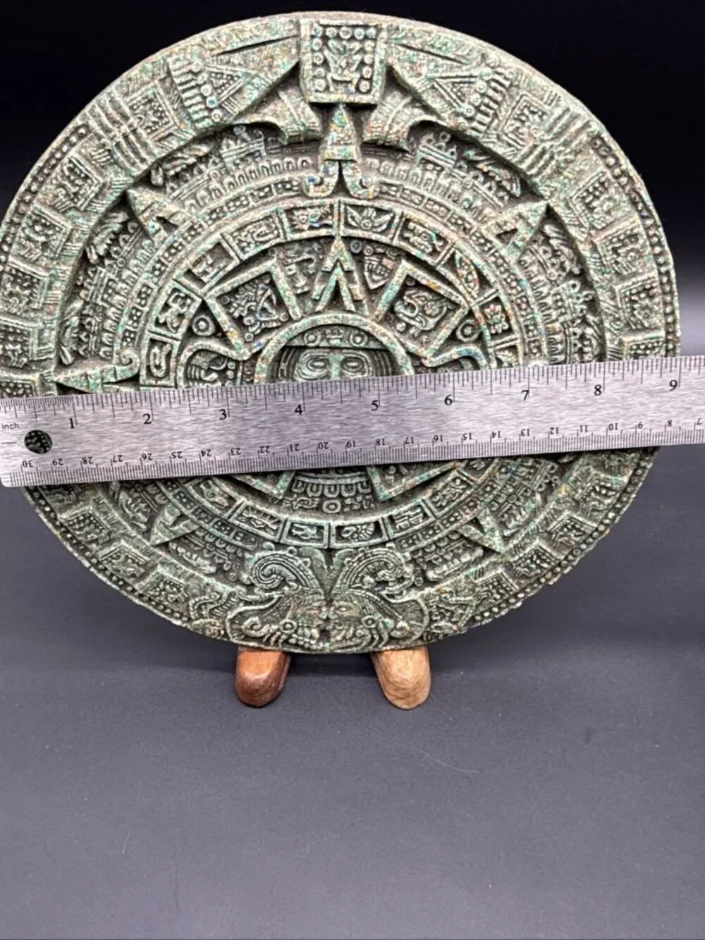 VTG AZTEC SUN STONE CALENDAR PLAQUE 9” CRUSHED MALACHITE RESIN WALL HANGING